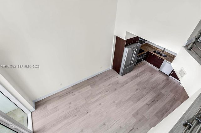 41 SE 5th St 1709, Miami, FL 33131