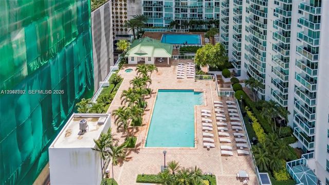 41 SE 5th St 1709, Miami, FL 33131