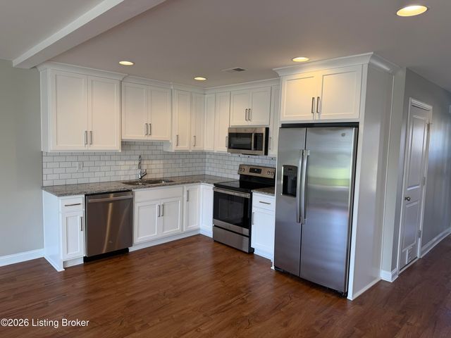 123 Graystone Ct, Bardstown, KY 40004