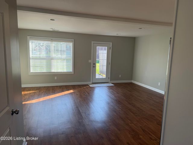 123 Graystone Ct, Bardstown, KY 40004