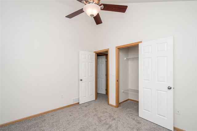 1243 SE Village View Lane, Ankeny, IA 50021