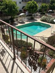 5315 Yarmouth 216, Encino, CA 91316