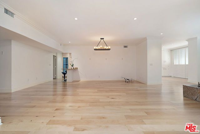 1333 S BEVERLY GLEN 302, Los Angeles, CA 90024