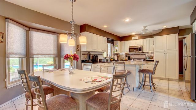 43 Homestead Circle, Marlboro, NJ 07746