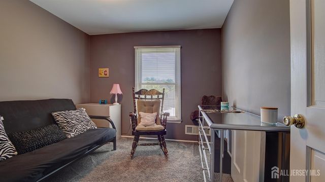 43 Homestead Circle, Marlboro, NJ 07746