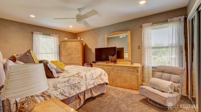 43 Homestead Circle, Marlboro, NJ 07746