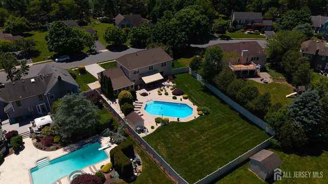 43 Homestead Circle, Marlboro, NJ 07746