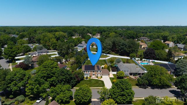 43 Homestead Circle, Marlboro, NJ 07746