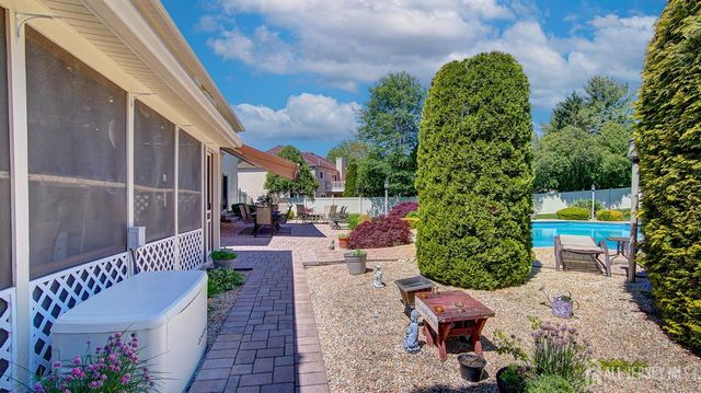 43 Homestead Circle, Marlboro, NJ 07746