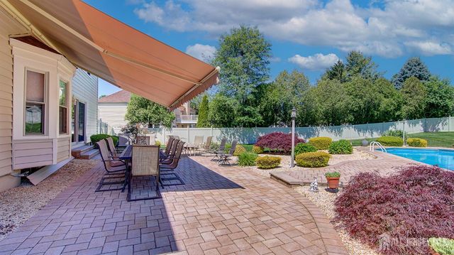 43 Homestead Circle, Marlboro, NJ 07746