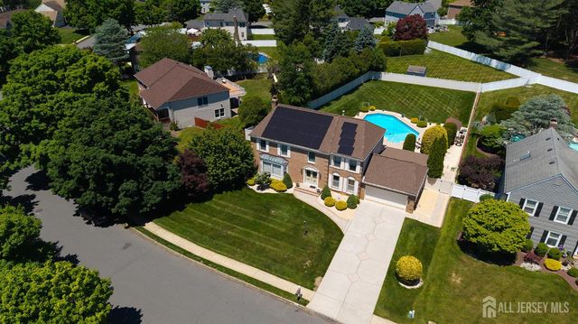 43 Homestead Circle, Marlboro, NJ 07746