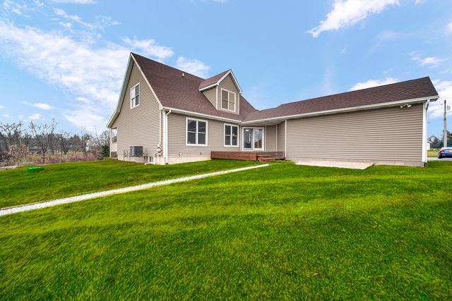 598 W 100 N, Valparaiso, IN 46385