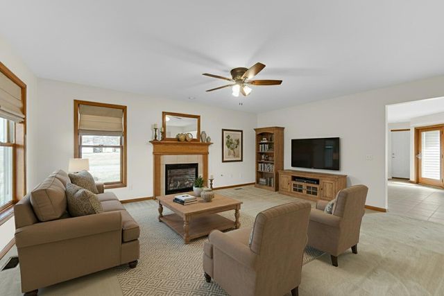 598 W 100 N, Valparaiso, IN 46385