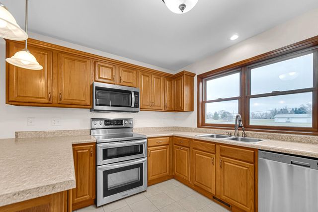 598 W 100 N, Valparaiso, IN 46385