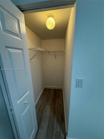 2650 SE 12th Place 105, Homestead, FL 33035