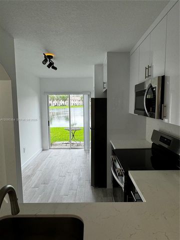 2650 SE 12th Place 105, Homestead, FL 33035