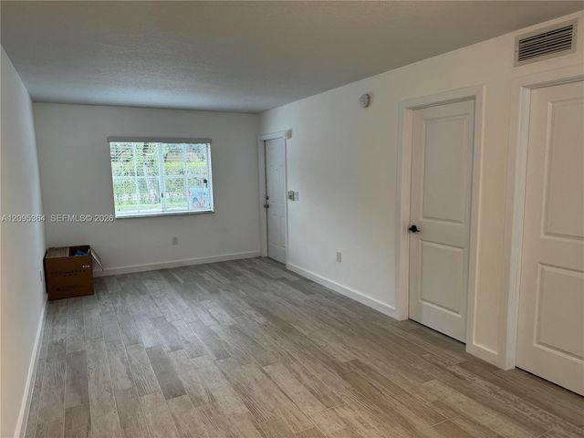 2650 SE 12th Place 105, Homestead, FL 33035