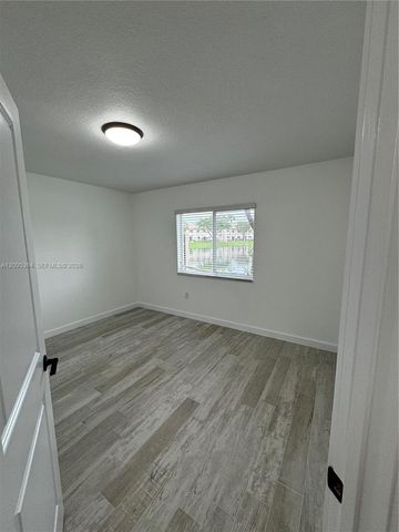 2650 SE 12th Place 105, Homestead, FL 33035