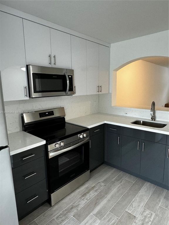 2650 SE 12th Place 105, Homestead, FL 33035