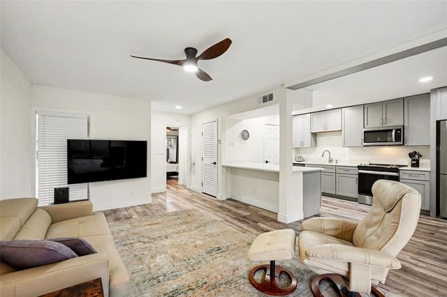 109 CROWN OAKS WAY 109, Longwood, FL 32779