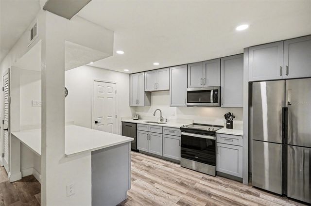 109 CROWN OAKS WAY 109, Longwood, FL 32779