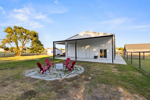 2024 Antler Loop, Poolville, TX 76487