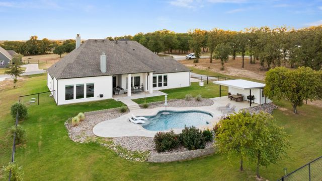 2024 Antler Loop, Poolville, TX 76487