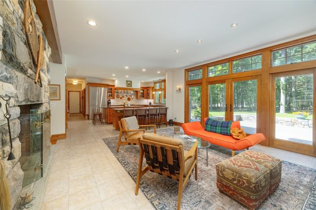 13 Apple Summit Lane, Lagrangeville, NY 12540