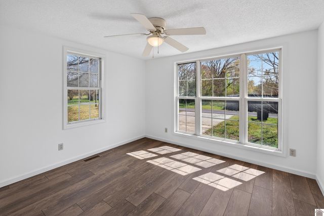 29 6th Street, Hardin, KY 42048