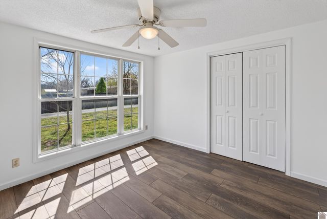 29 6th Street, Hardin, KY 42048