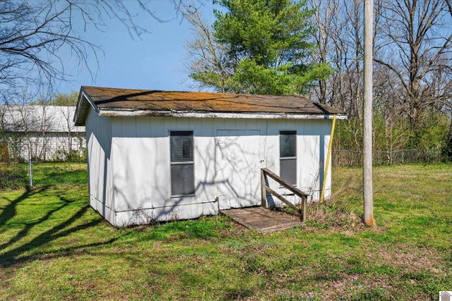 29 6th Street, Hardin, KY 42048