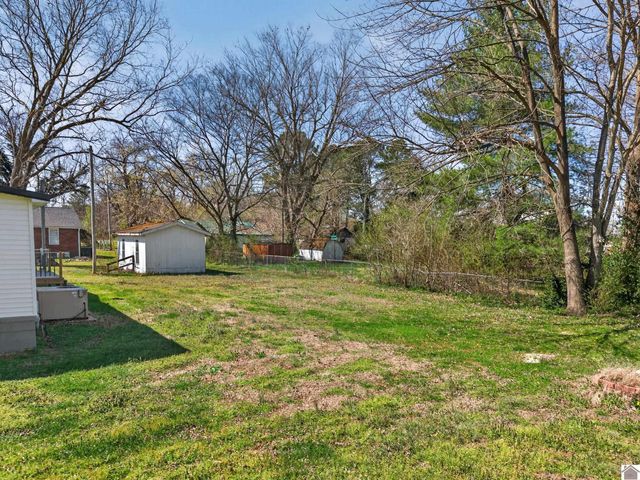 29 6th Street, Hardin, KY 42048