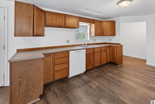 29 6th Street, Hardin, KY 42048