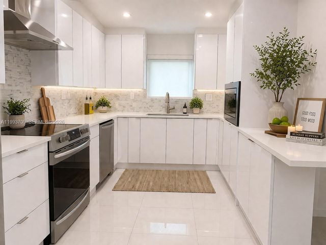 3311 Monegro St, Coral Gables, FL 33134