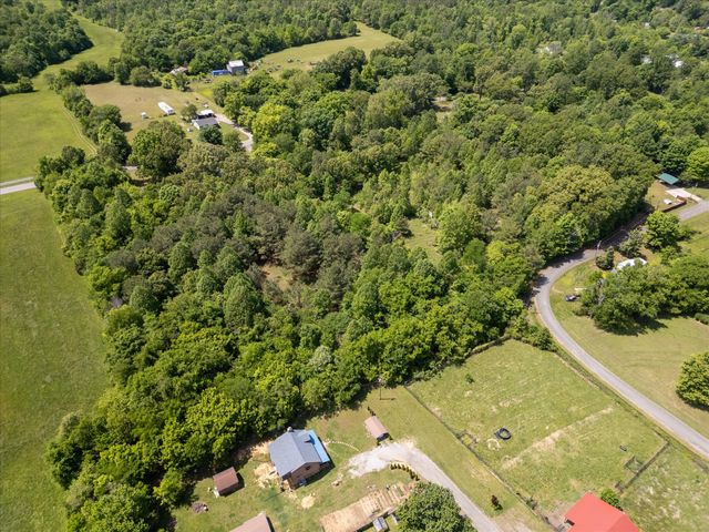 458 Norris Hancock Rd, Big Rock, TN 37023