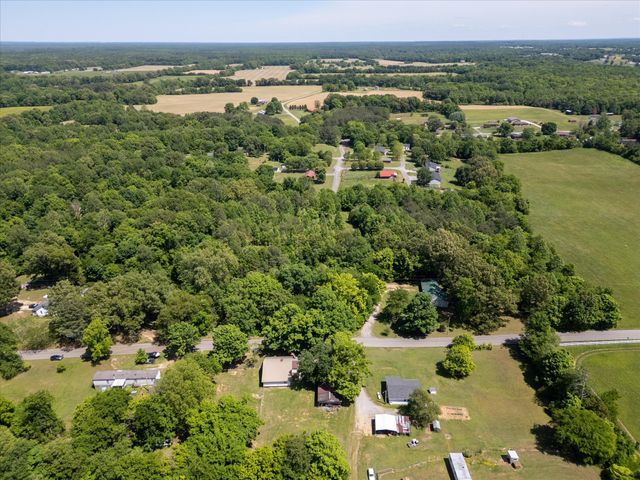 458 Norris Hancock Rd, Big Rock, TN 37023