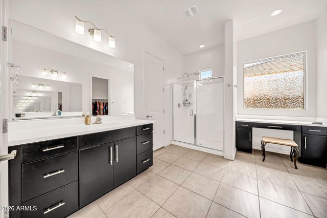 9320 W MEADOWBROOK Avenue, Phoenix, AZ 85037