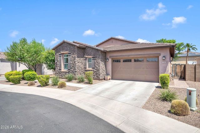 9320 W MEADOWBROOK Avenue, Phoenix, AZ 85037