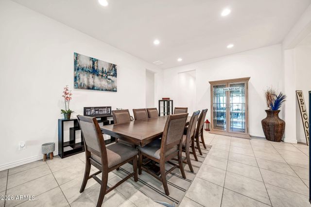 9320 W MEADOWBROOK Avenue, Phoenix, AZ 85037