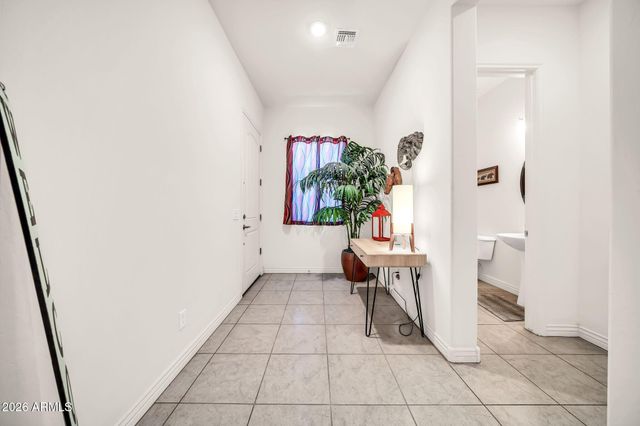 9320 W MEADOWBROOK Avenue, Phoenix, AZ 85037