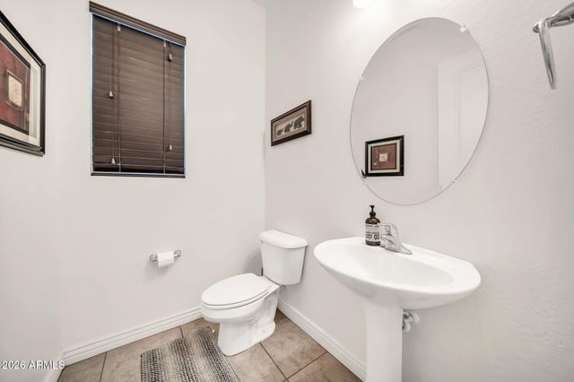 9320 W MEADOWBROOK Avenue, Phoenix, AZ 85037