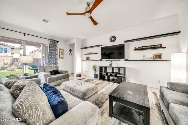 9320 W MEADOWBROOK Avenue, Phoenix, AZ 85037