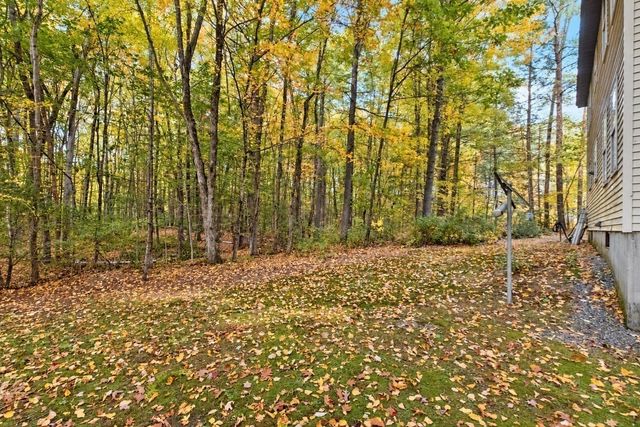 46 Country Road, Lunenburg, MA 01462