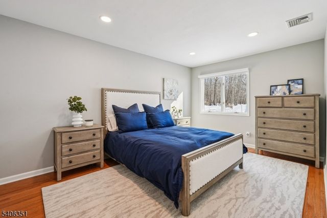 47 Chicopee Dr, Wayne Twp., NJ 07470