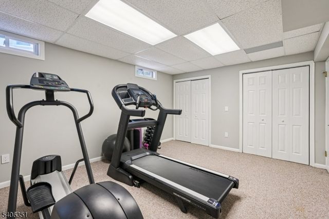 47 Chicopee Dr, Wayne Twp., NJ 07470