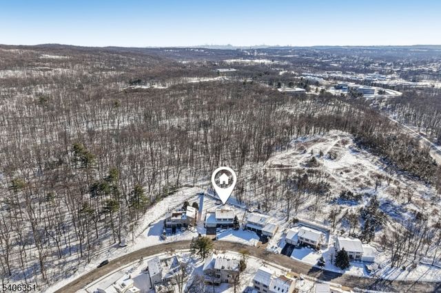 47 Chicopee Dr, Wayne Twp., NJ 07470