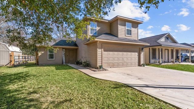 3975 Sam Houston Road, Willis, TX 77378