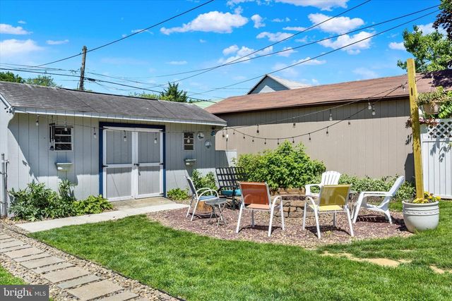 226 S HIGH ST, Mechanicsburg, PA 17055