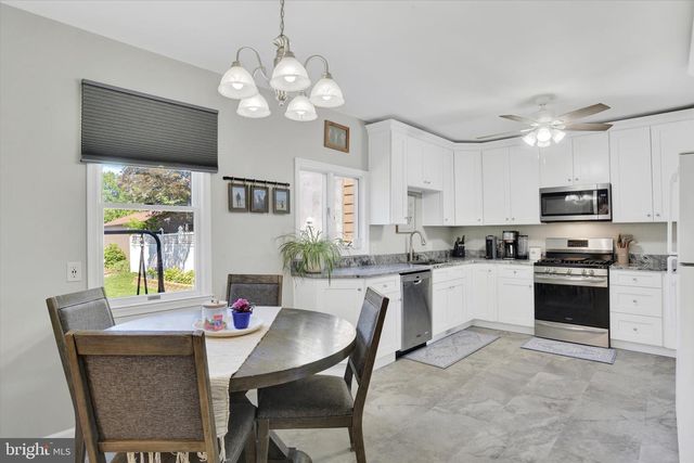 226 S HIGH ST, Mechanicsburg, PA 17055