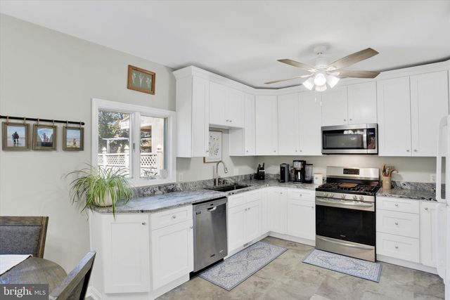 226 S HIGH ST, Mechanicsburg, PA 17055